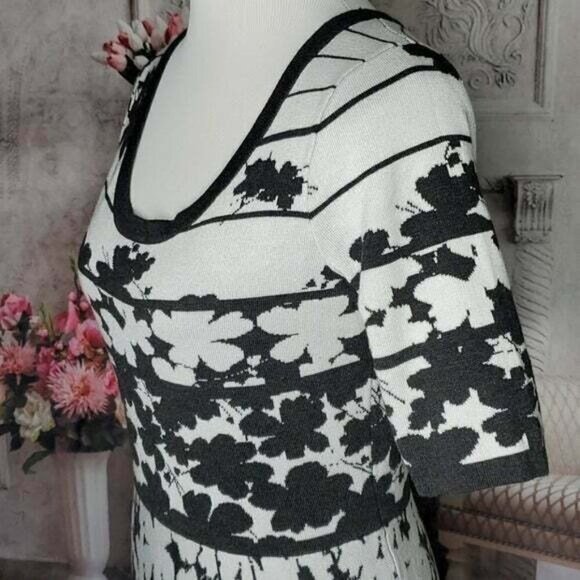 Danny and Nicole Grey White Knit Sweater Dress Medium - Picture 7 of 12
